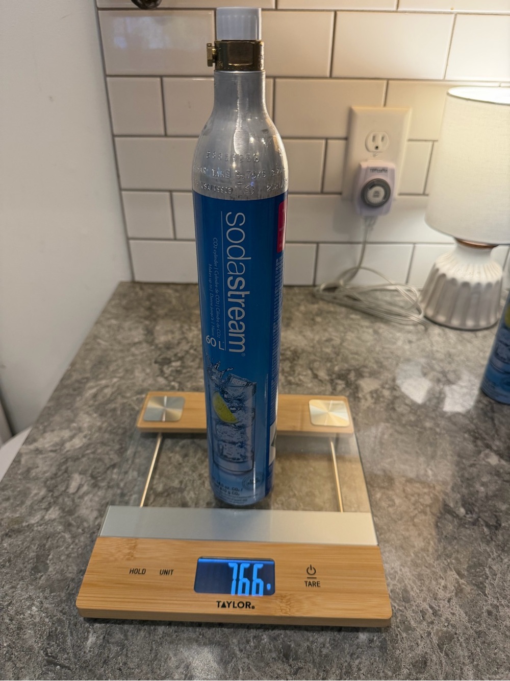 Sodastream set - Sodastream machine, 4 tanks, 3 plastic bottles - Picture 8 of 13